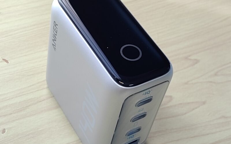 anker_charger140w_p2